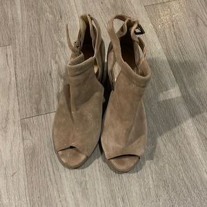 Sole society Womens heeled open toe cow suede bootie